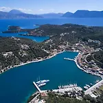 Üdülőközpont Azur Retreat